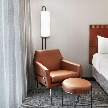 Courtyard By Marriott Memphis Airport Hotel Exterior photo